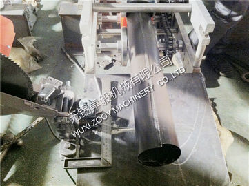 Semi - rolo redondo automatizado do Downspout do metal que forma a máquina com 11 estações