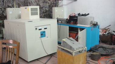 equipamento de aquecimento super industrial da indução da freqüência 300KW audio com fornalha do forjamento